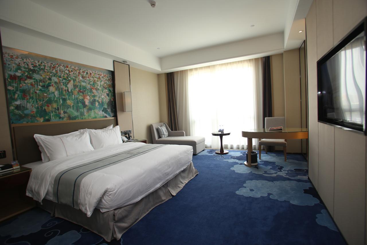 Shenzhen Kaileiston Hotel Exterior photo